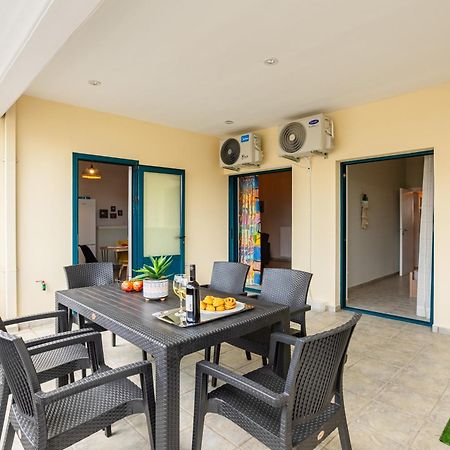 Jason City Escape - Cozy Urban Gem Каламата Экстерьер фото