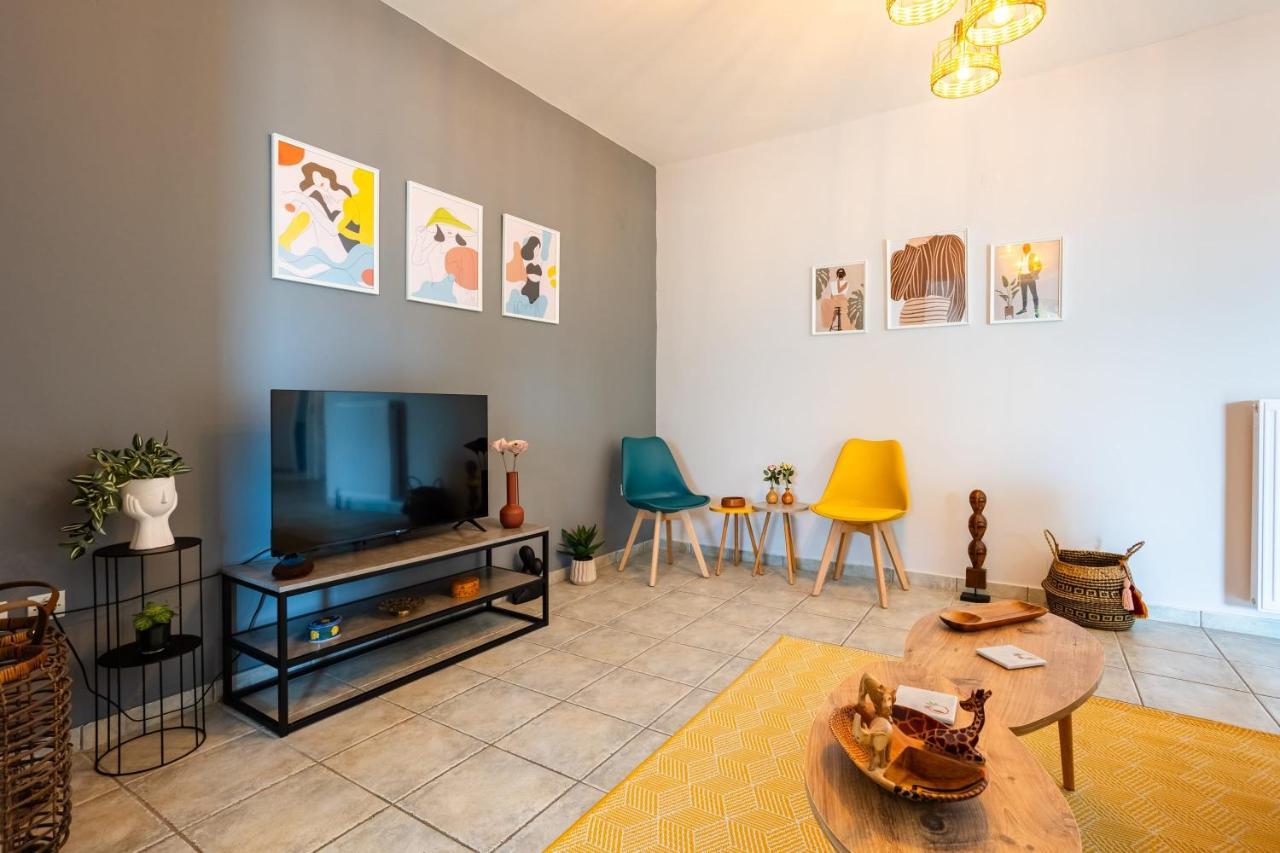Jason City Escape - Cozy Urban Gem Каламата Экстерьер фото