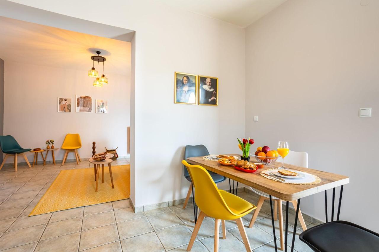 Jason City Escape - Cozy Urban Gem Каламата Экстерьер фото